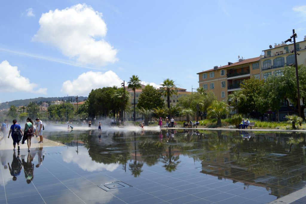 Le Miroir d'Eau in Nice (Credit: Samantha Sault)